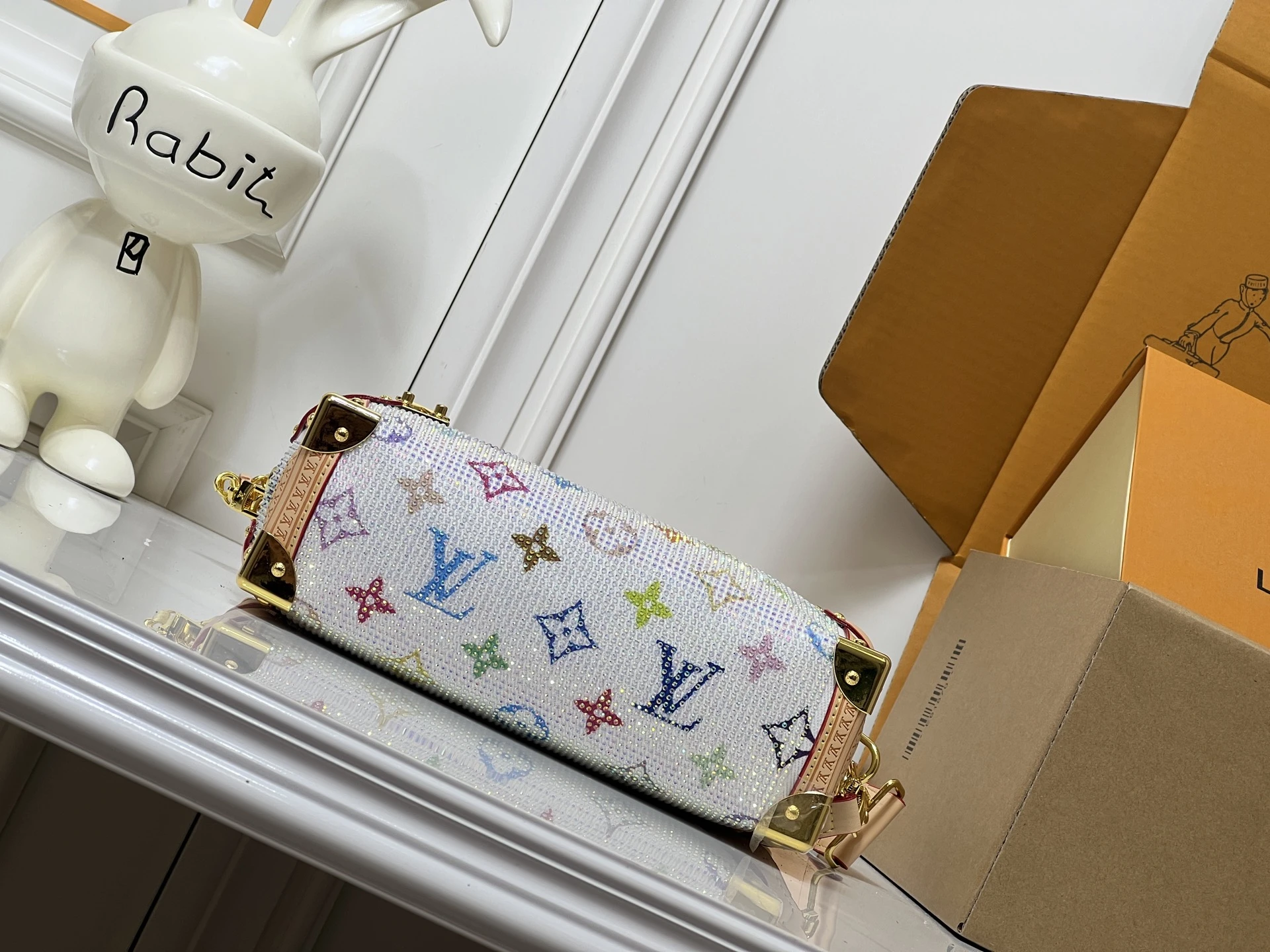 LV Diamond Side Trunk