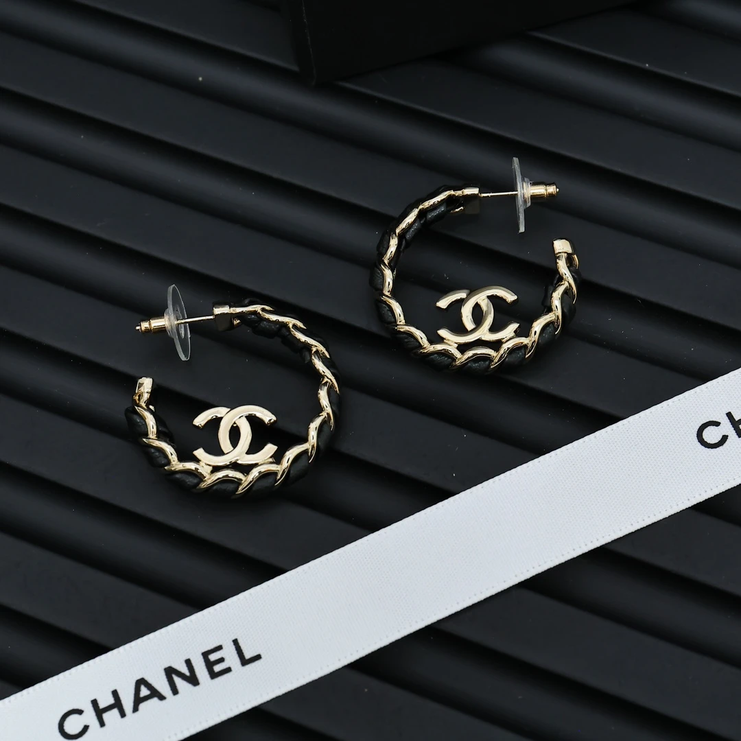 Chanel Earring