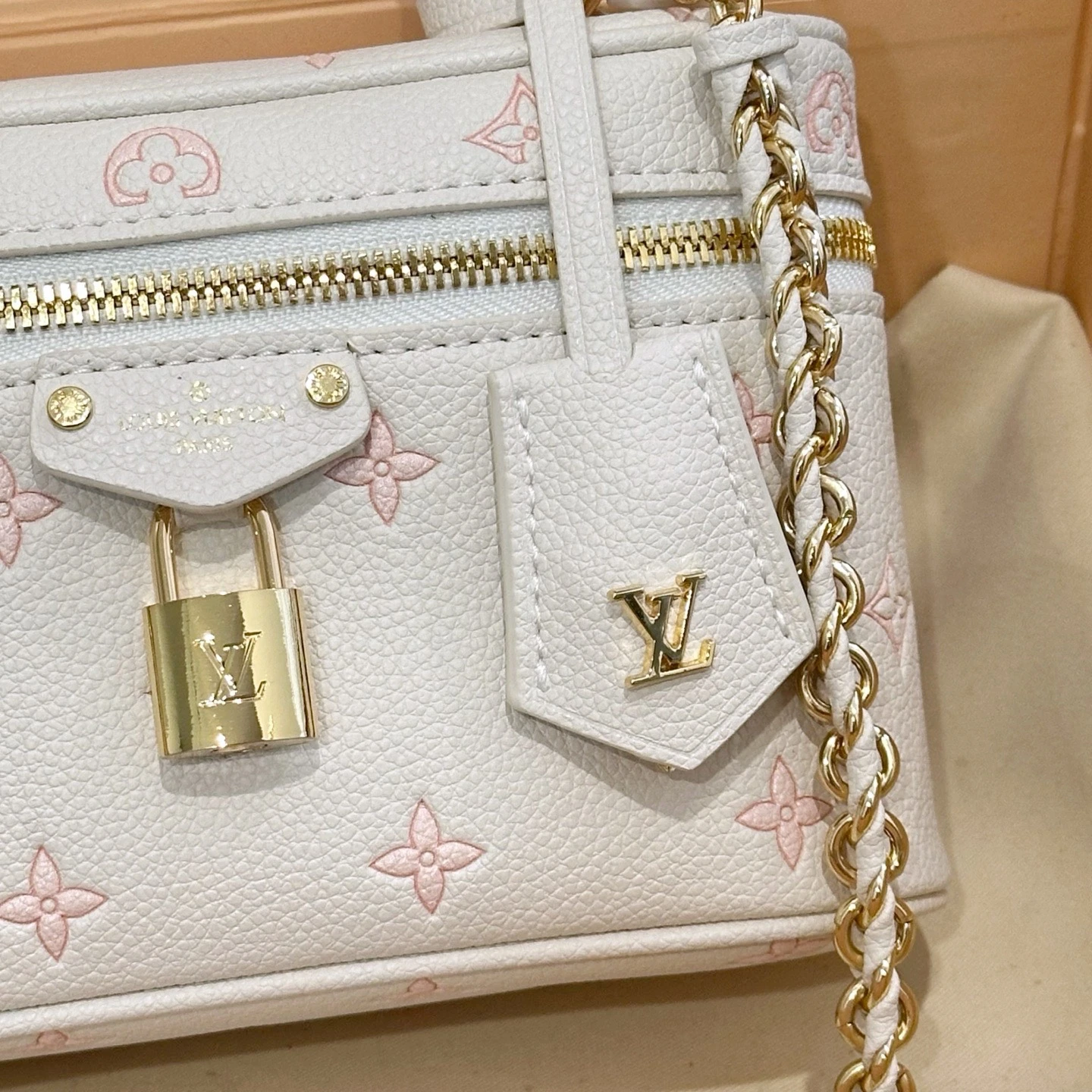 LV Vanity pm