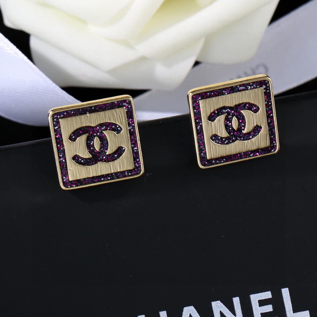 Chanel Earring