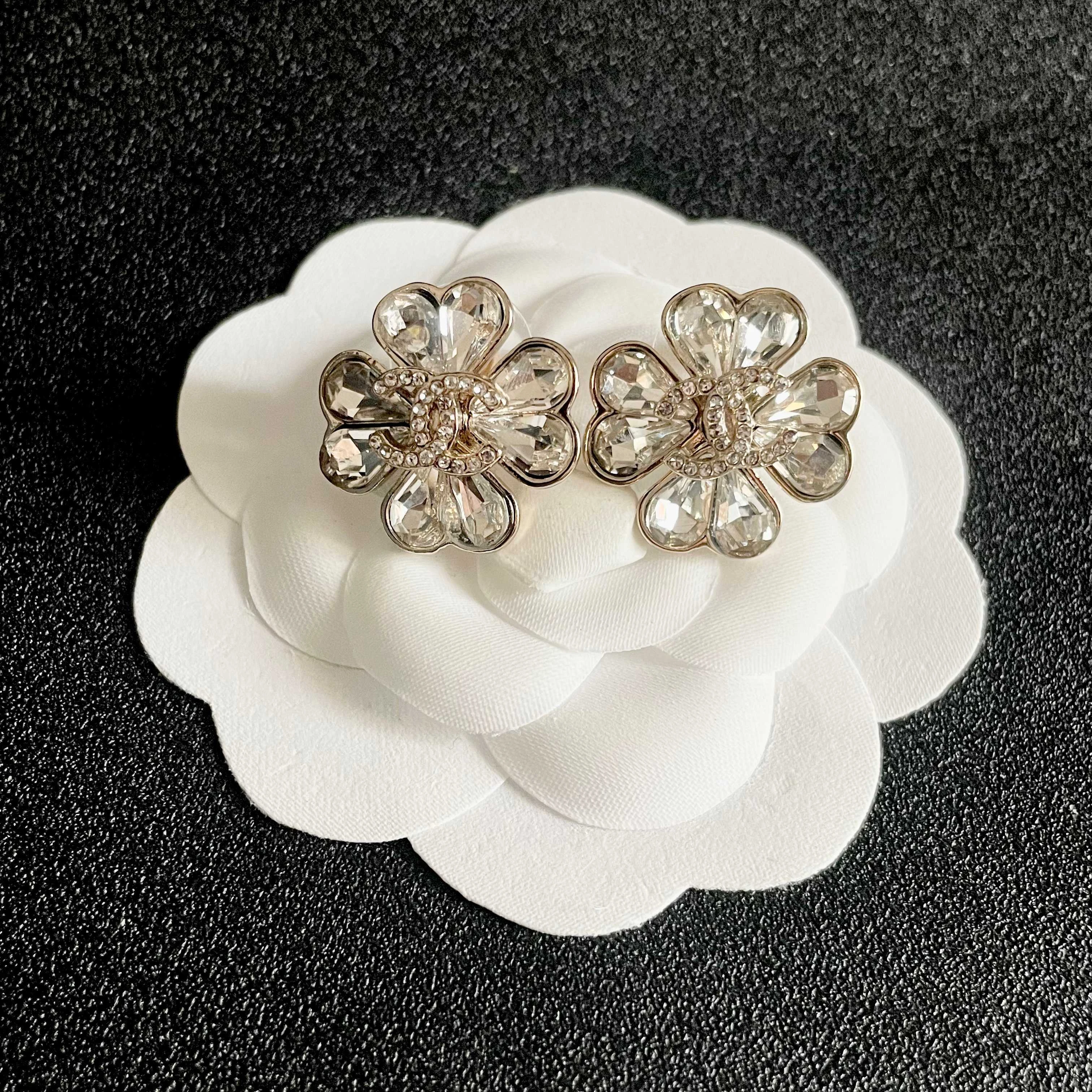 Chanel Earring