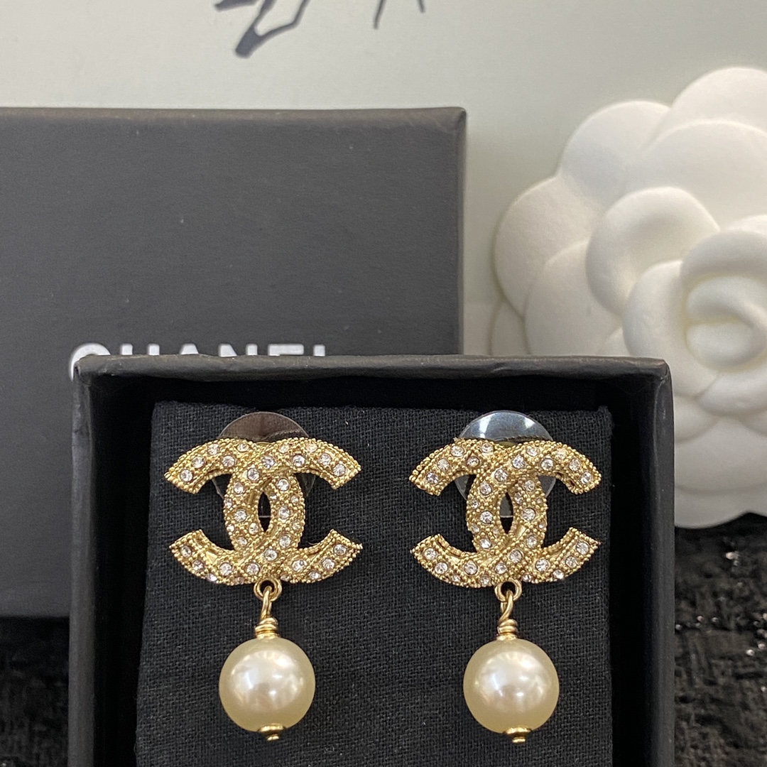 Chanel Earring