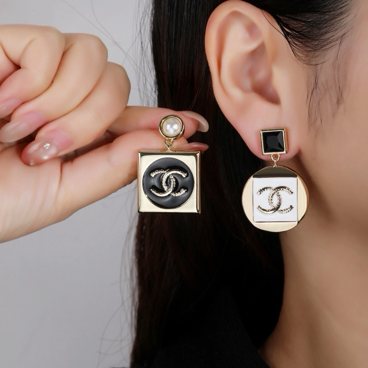 Chanel Earring