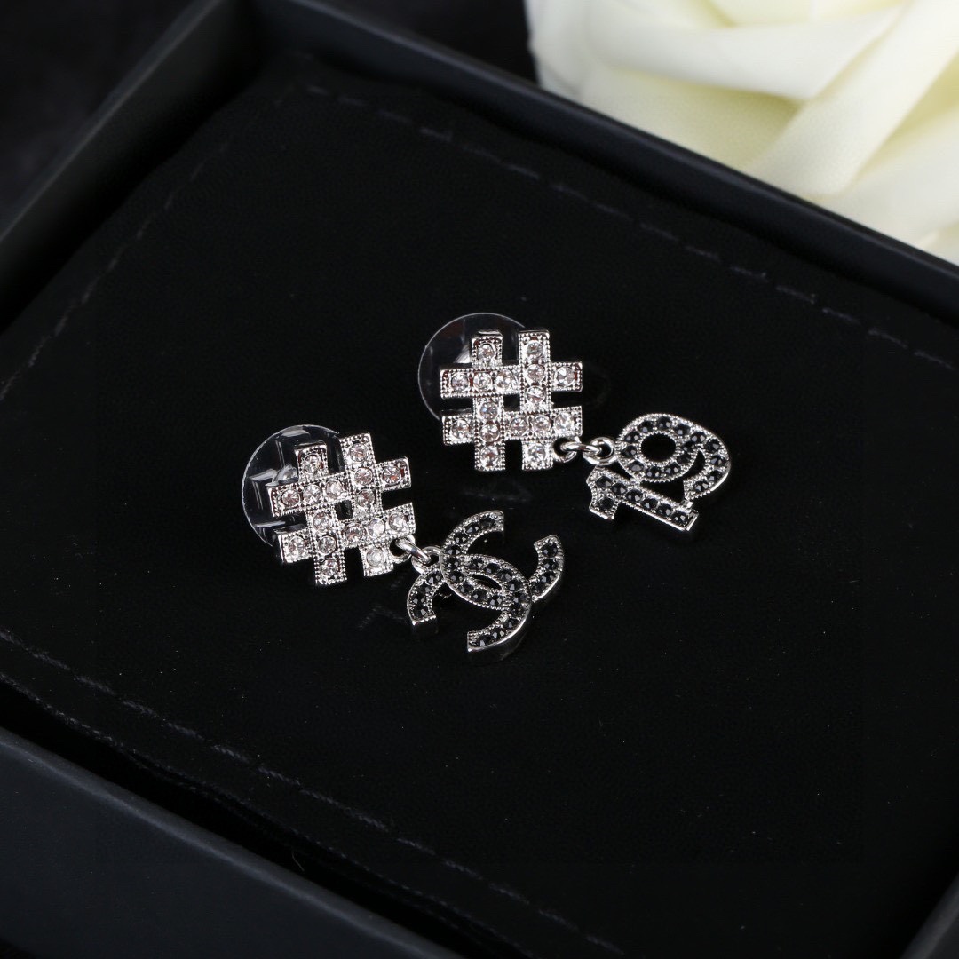 Chanel Earring
