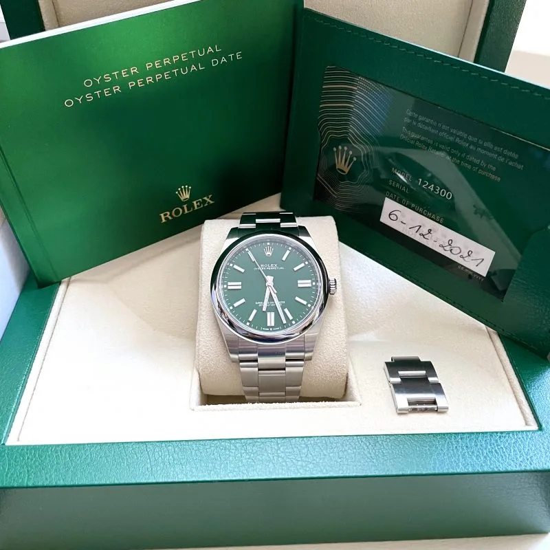 OYSTER PERPETUAL 124300 Series(green dial)