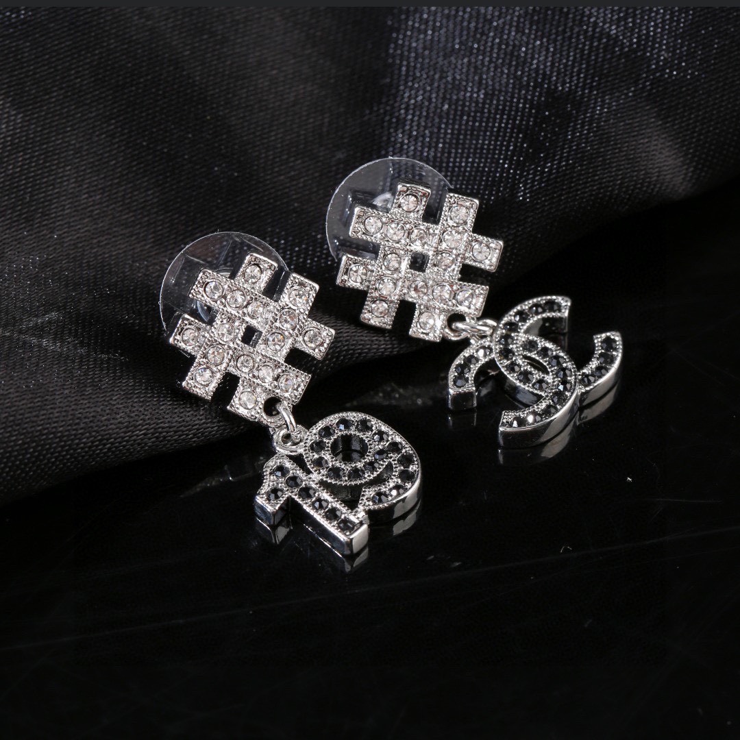 Chanel Earring