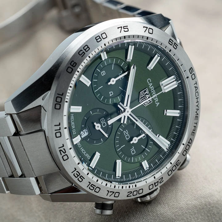 TAG HEUER CARRERA Automatic Chronograph - Diameter 44 mm CBN2A10.BA0643