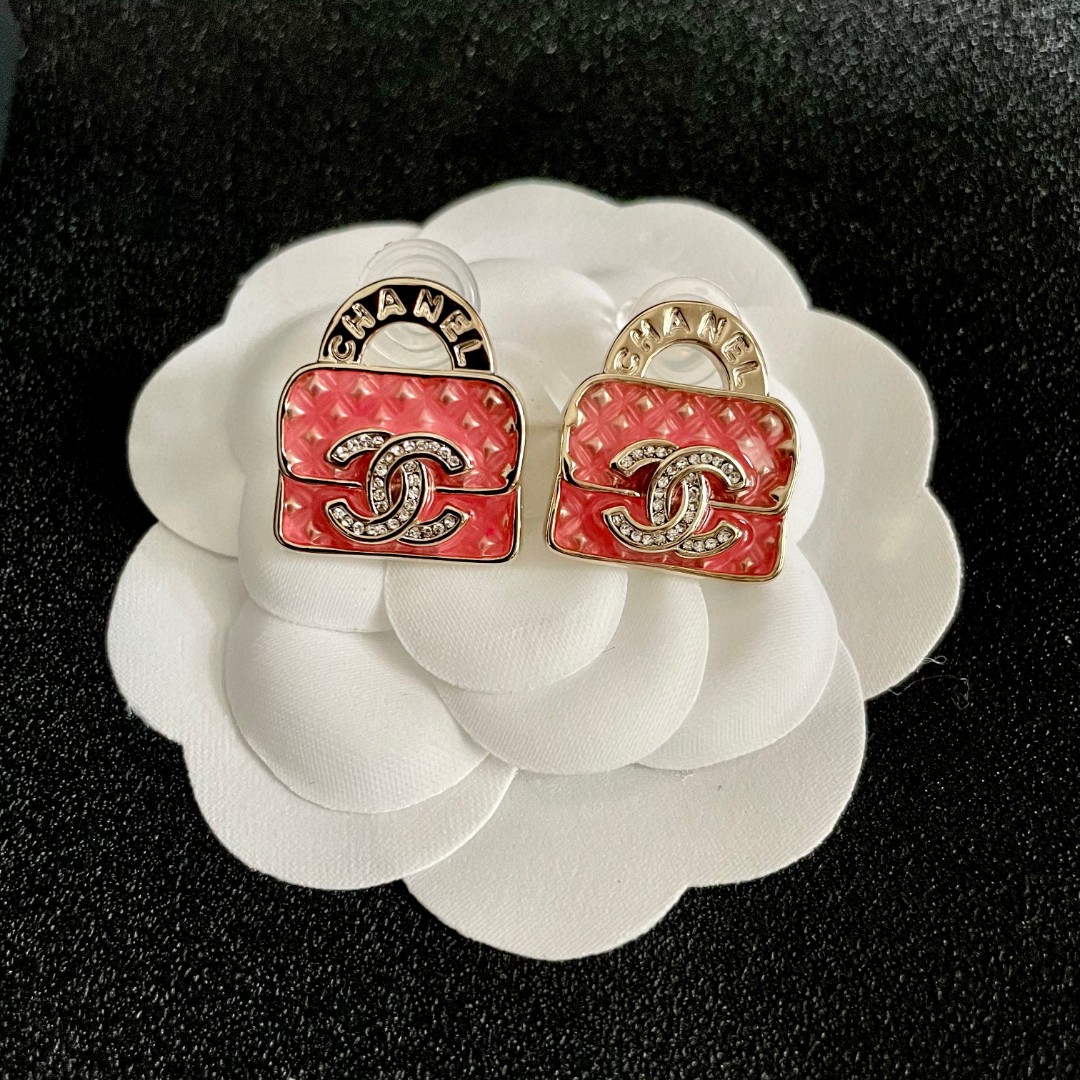 Chanel Earring 8