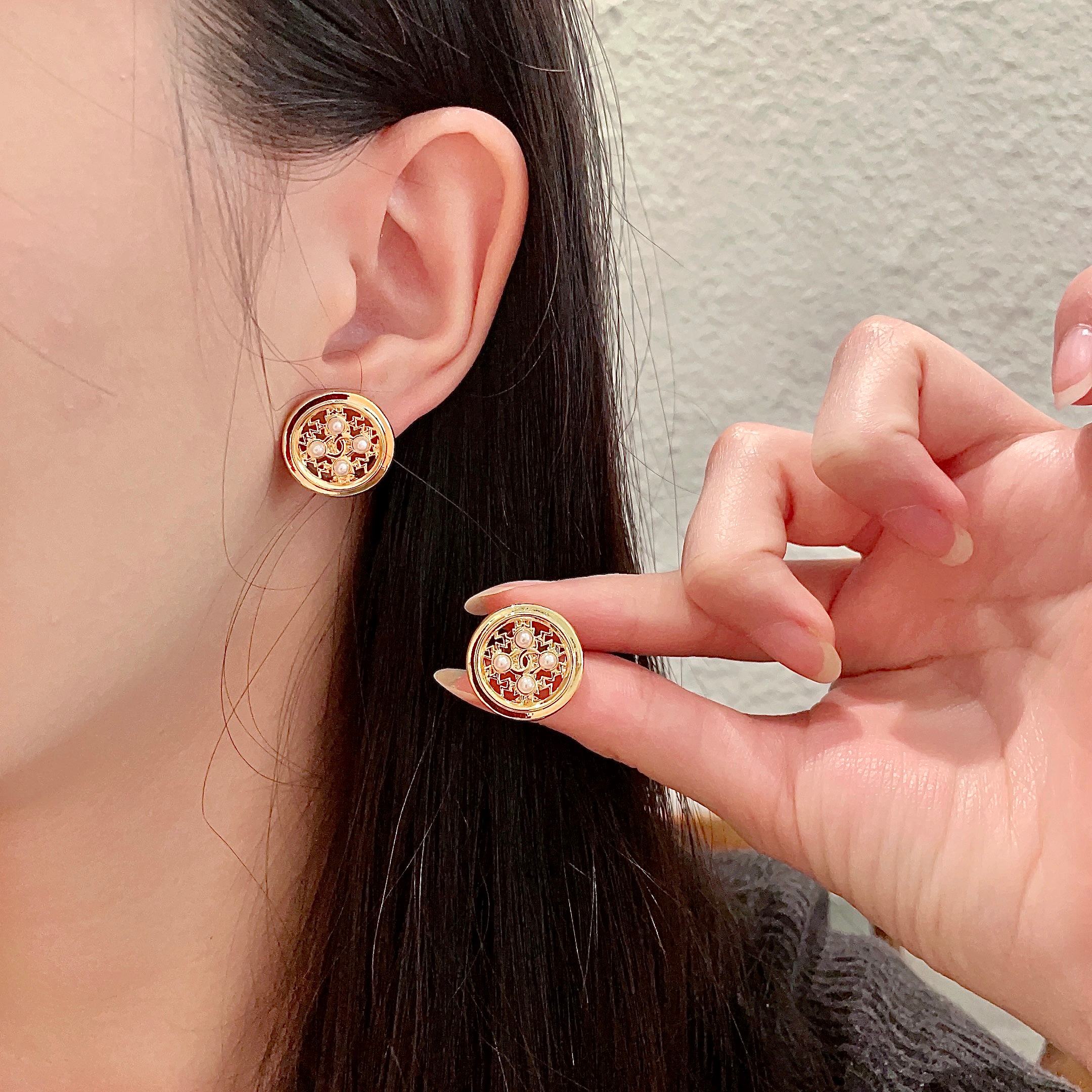Chanel Earring 16