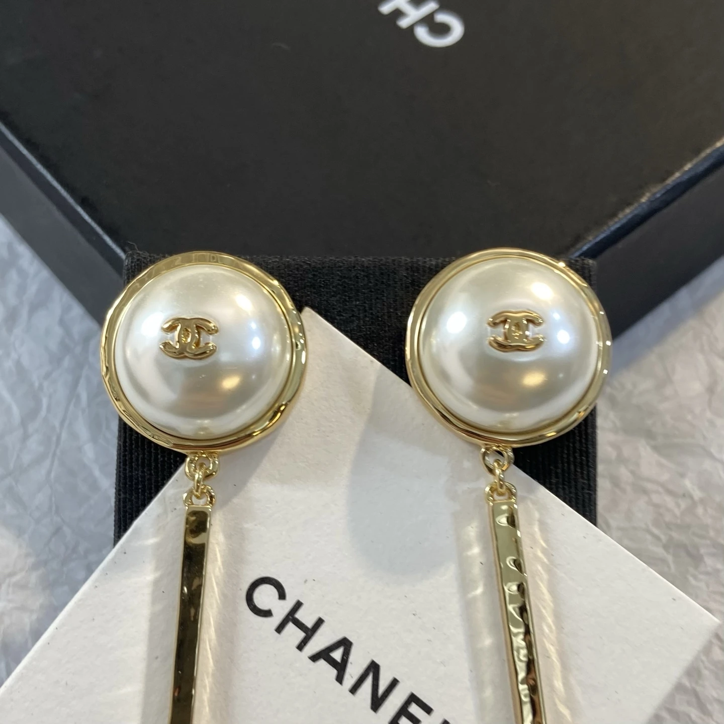 Chanel Earring