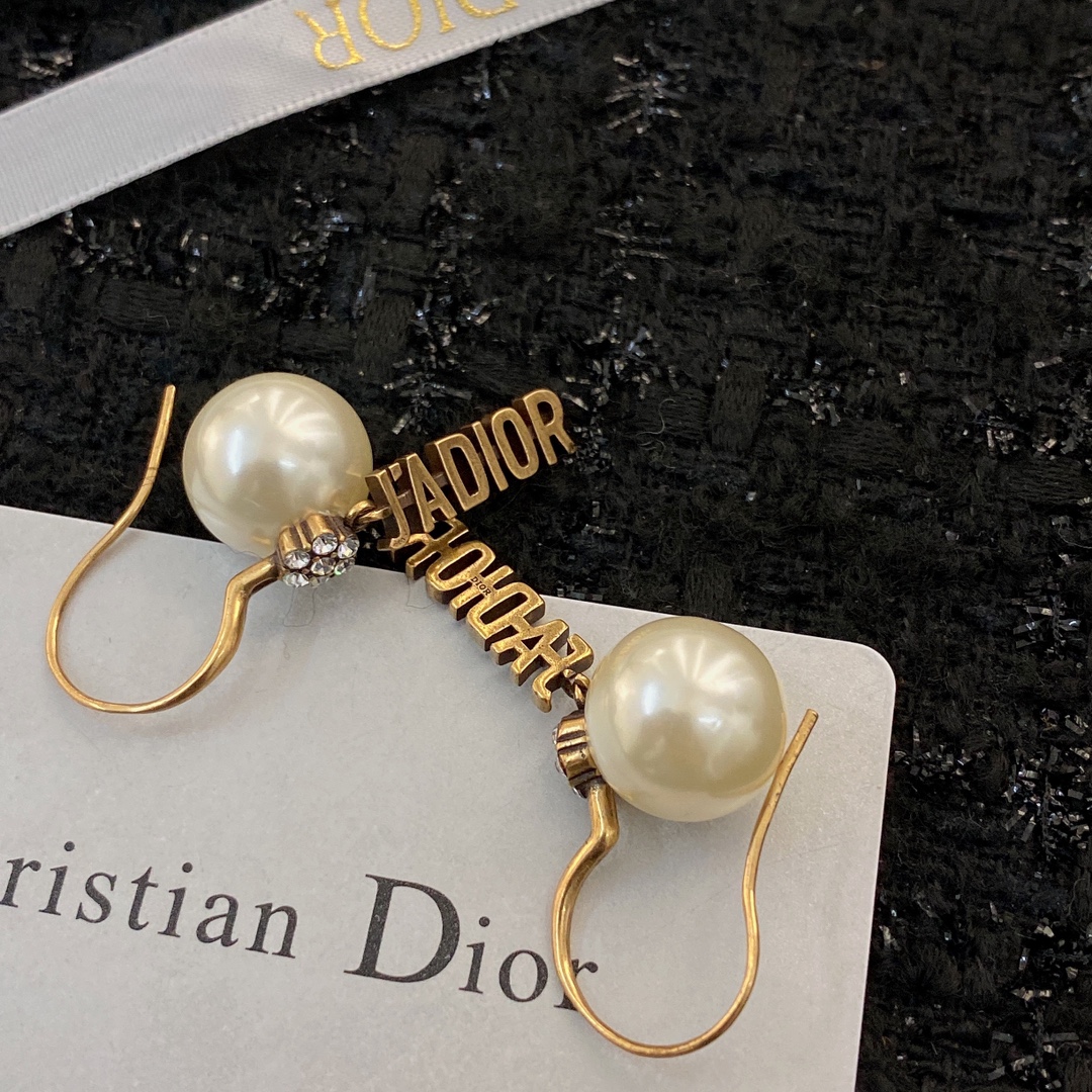 Dior Earring