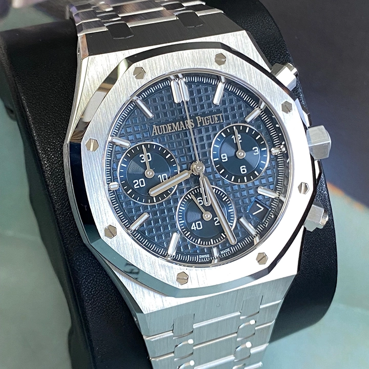 ROYAL OAK SELFWINDING CHRONOGRAPH Ref. 26240ST.OO.1320ST.05