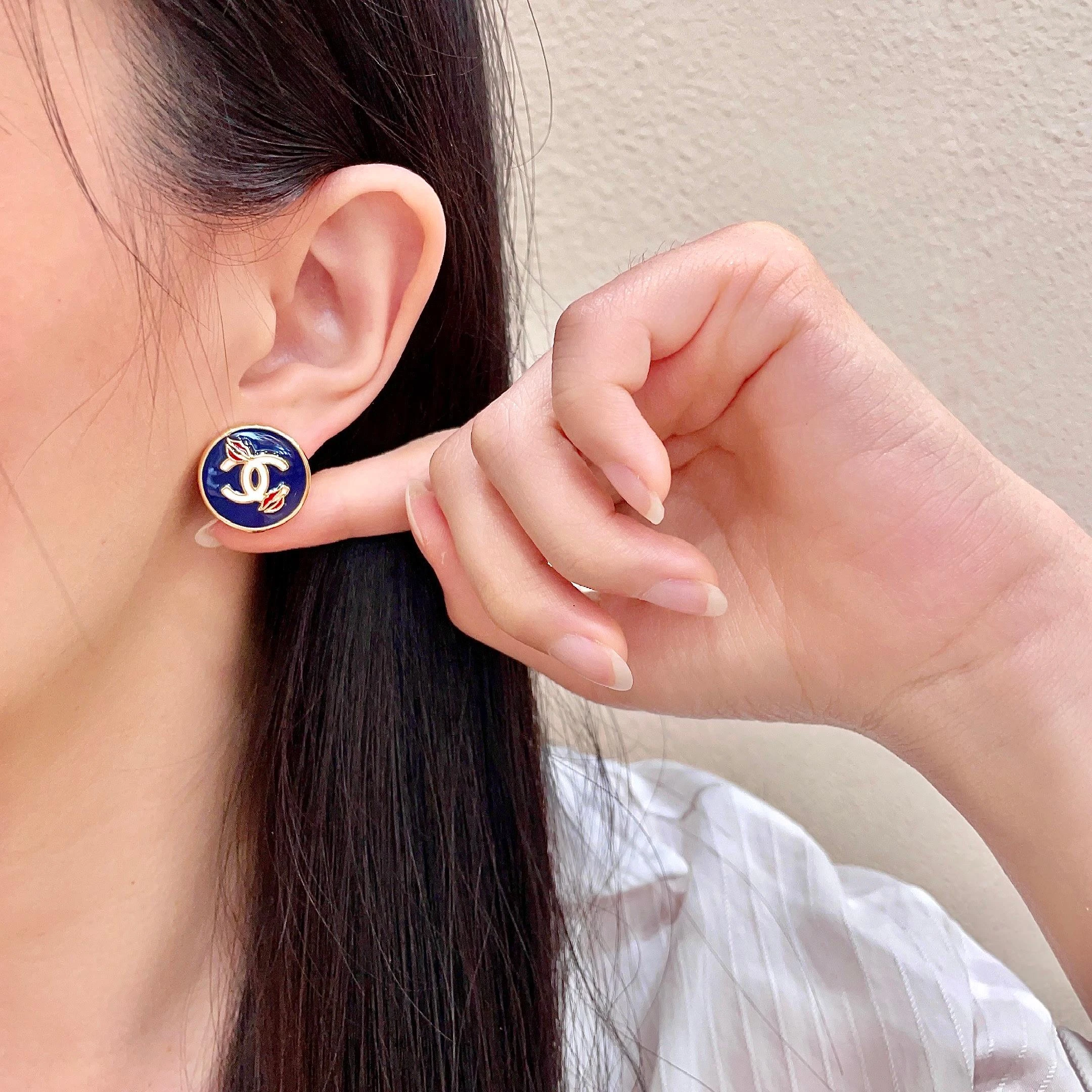 Chanel Earring
