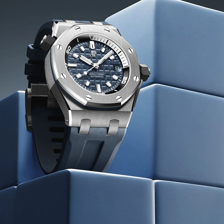 ROYAL OAK OFFSHORE DIVER Ref. 15720ST.OO.A027CA.01