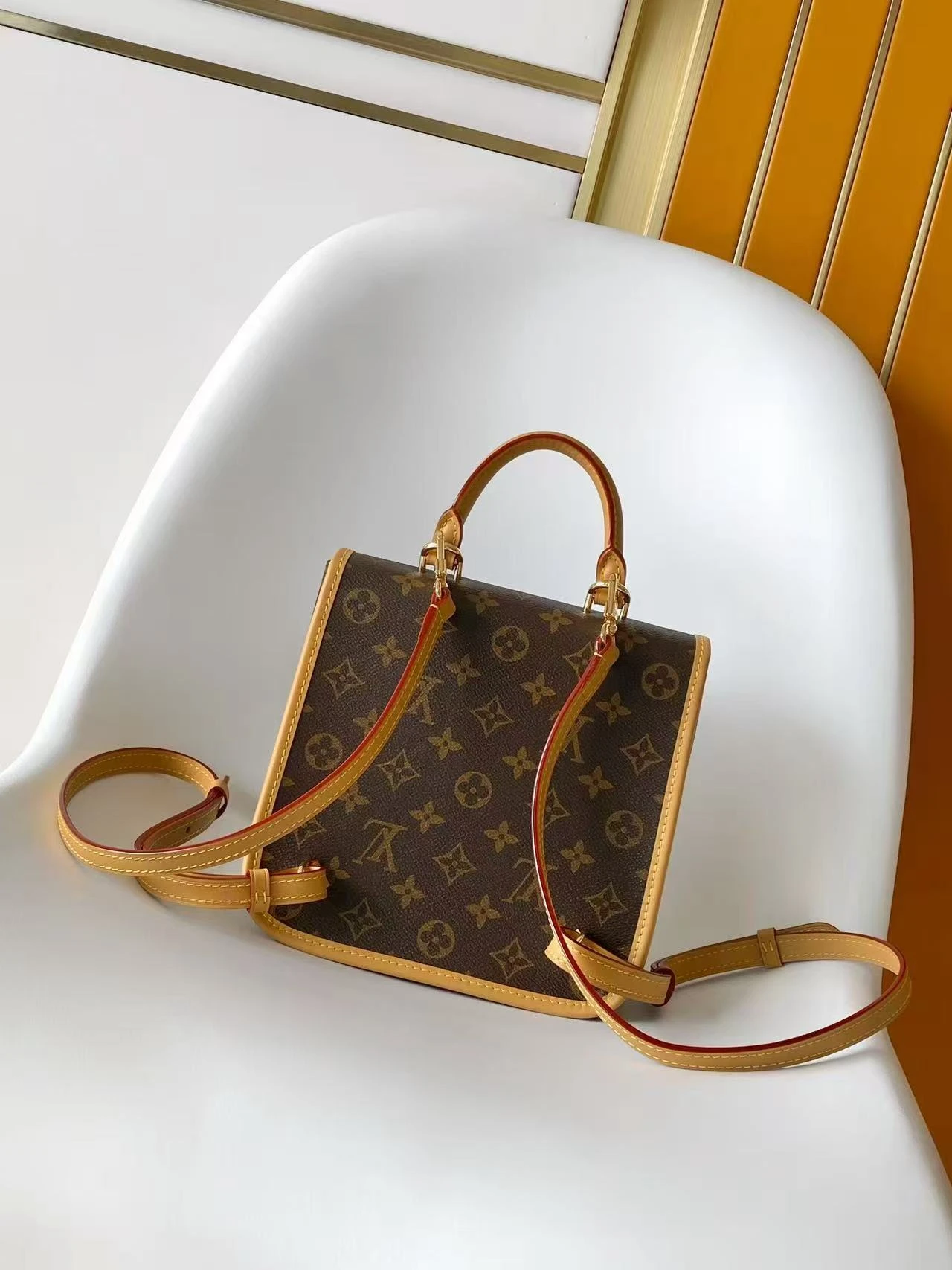 Diane Shoulder Bag