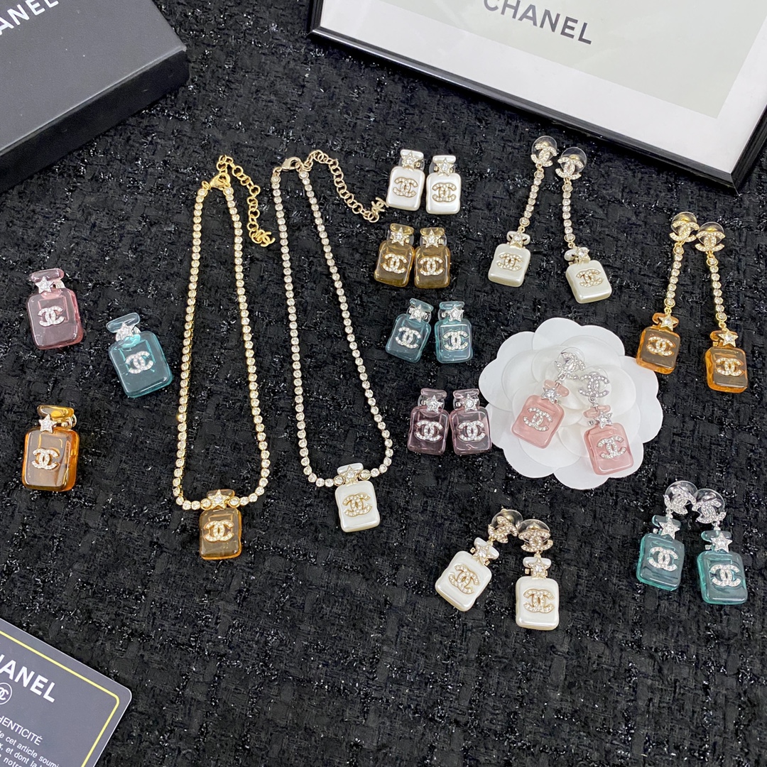 Chanel Earring
