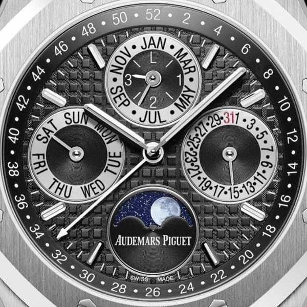 Royal Oak Perpetual Calendar Ref. # 26597PT.OO.1220PT.01