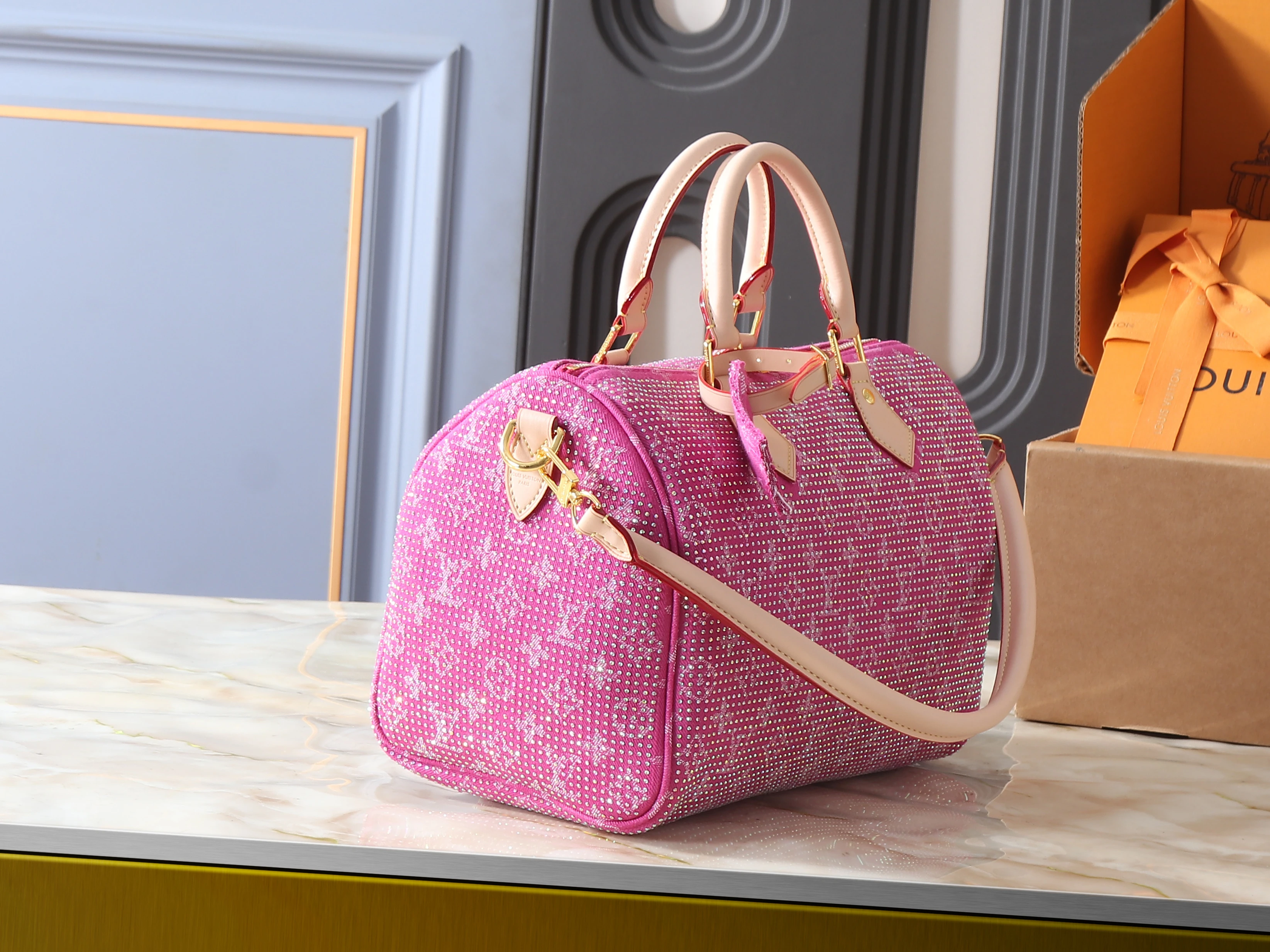LV Demin Diamond Speedy Soft 30