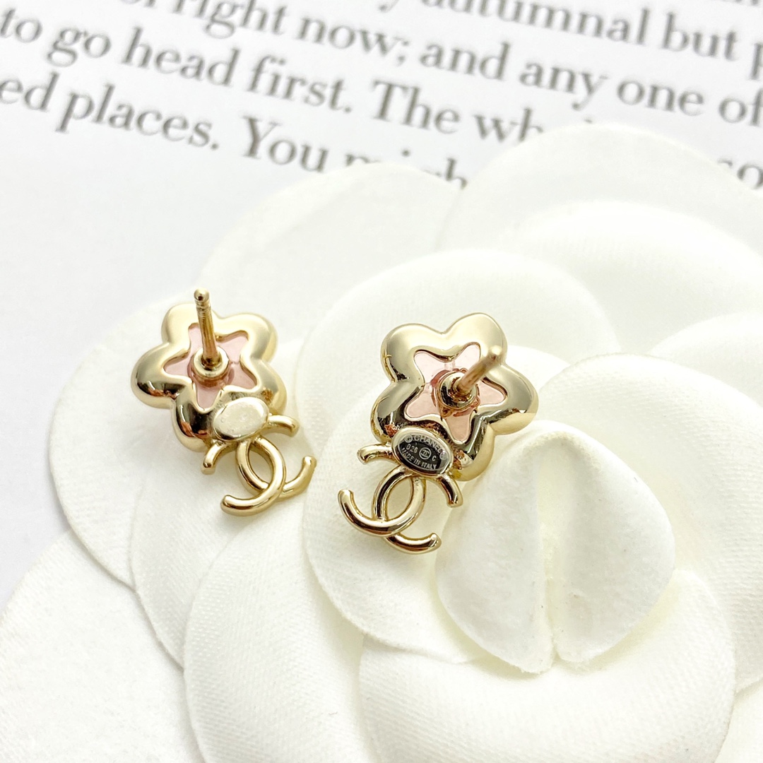 Chanel Earring