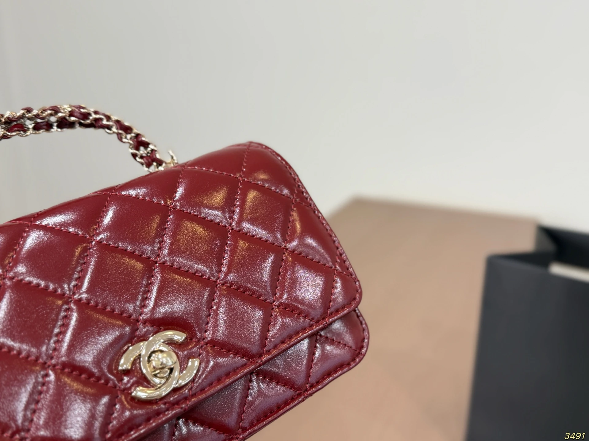 Chanel Woc