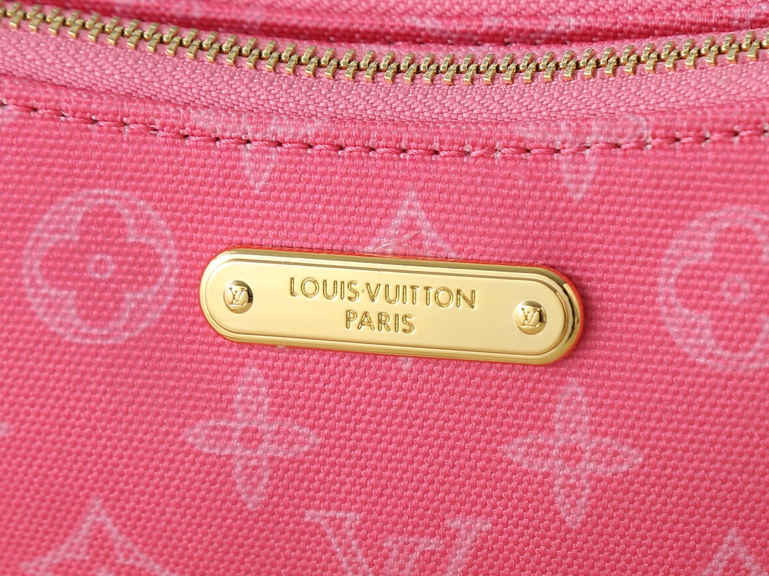Liv Pochette