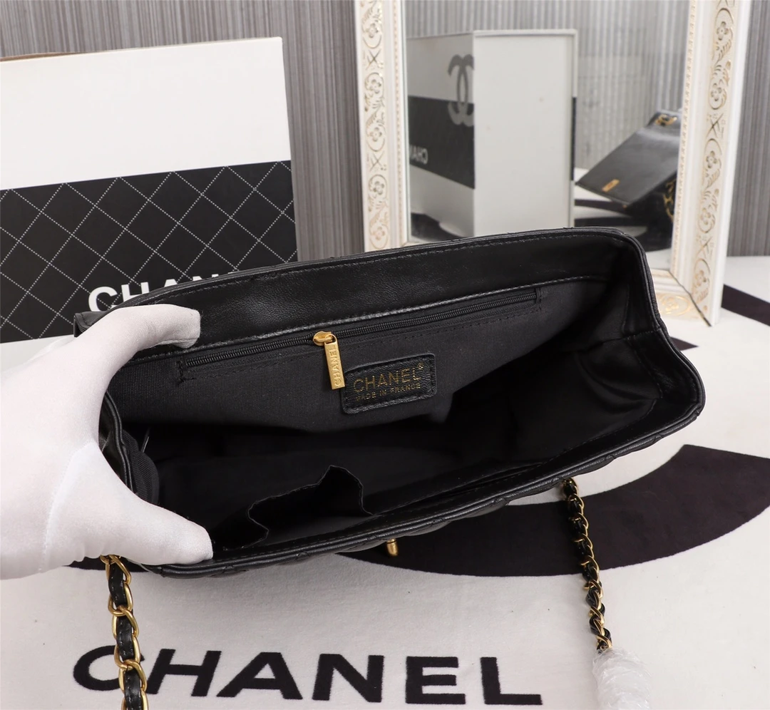 Chanel Maxi CF Bag