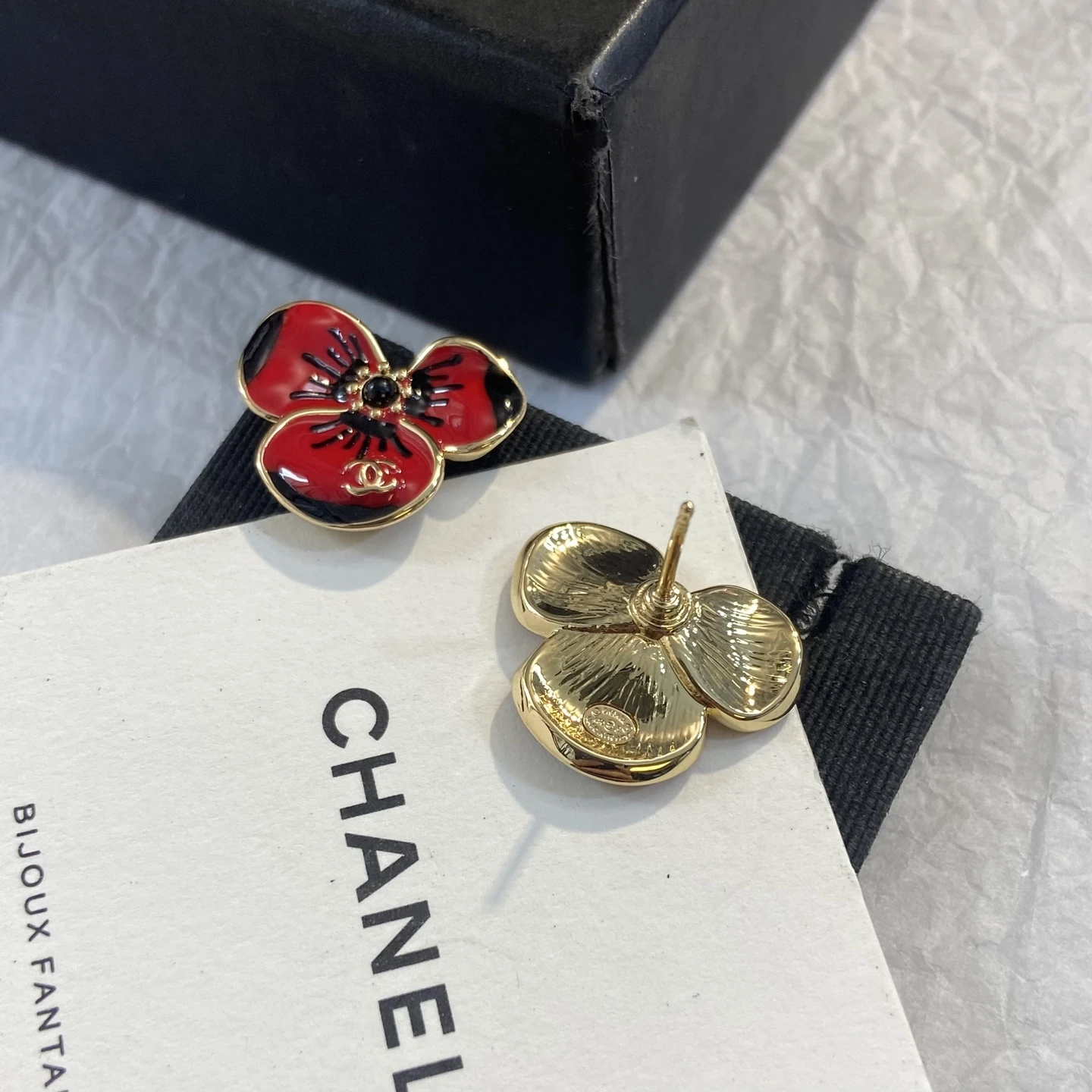 Chanel Earring