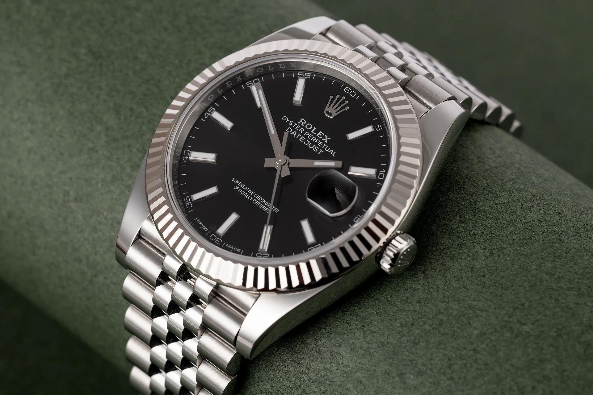 Rolex Datejust 41 Blue m126334-0017 Jubilee 18k White Gold