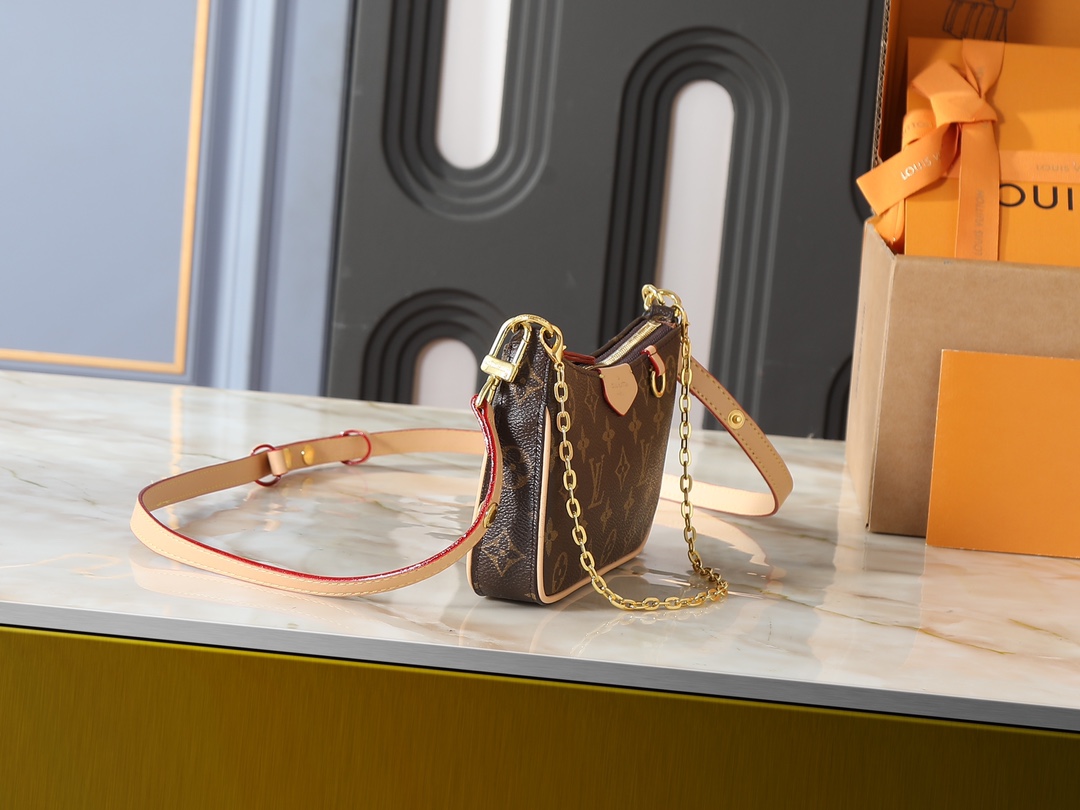 LV Easy Pouch