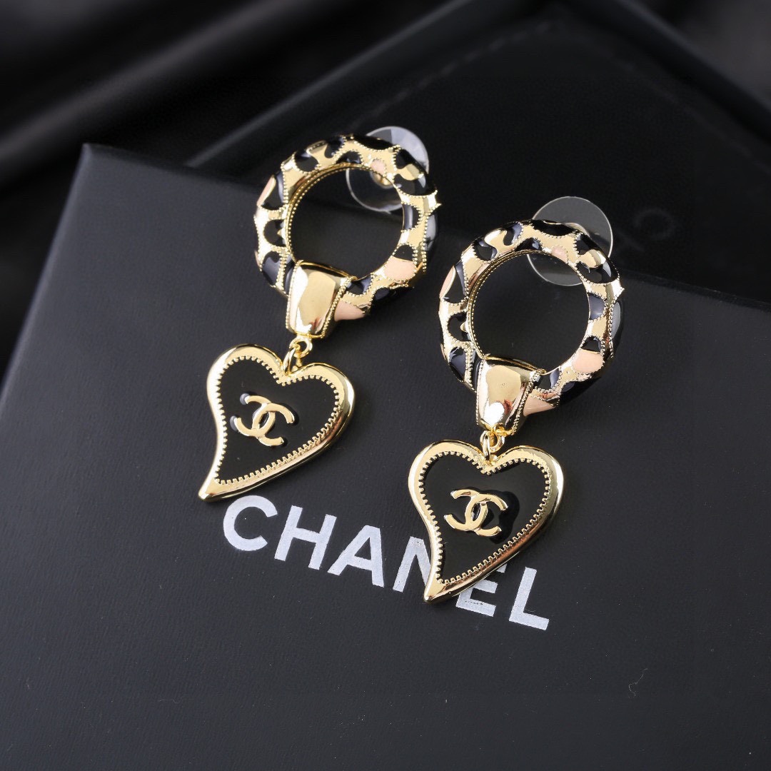 Chanel Earring