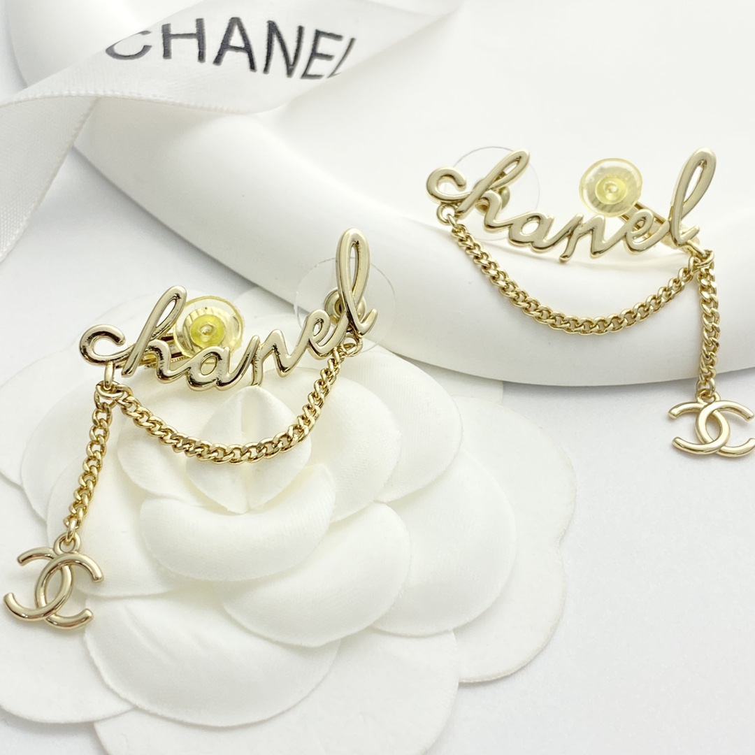 Chanel Earring