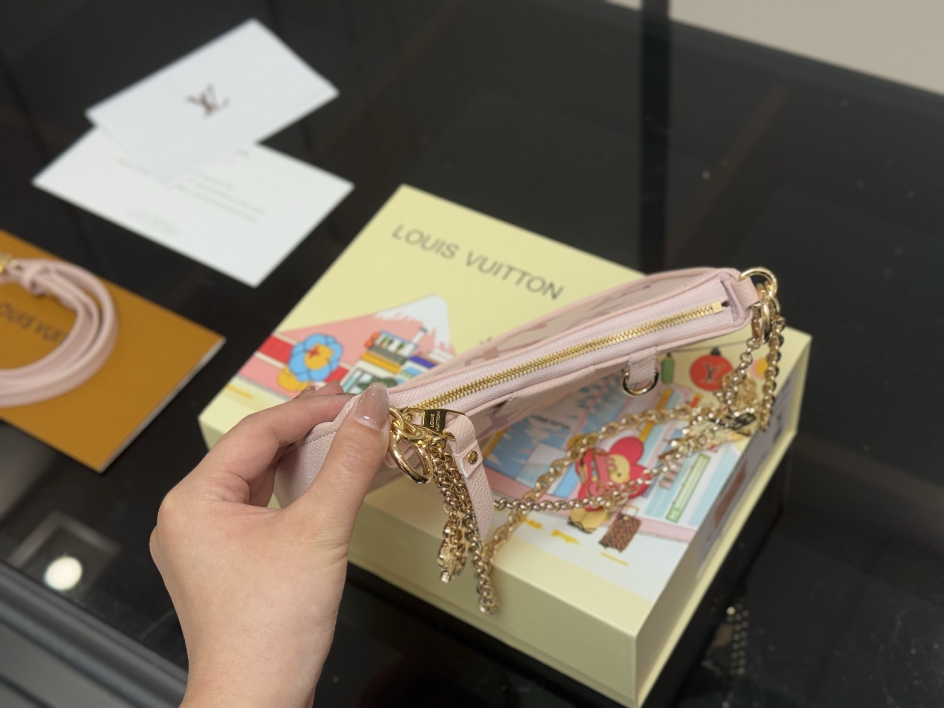 LV Easy Pouch