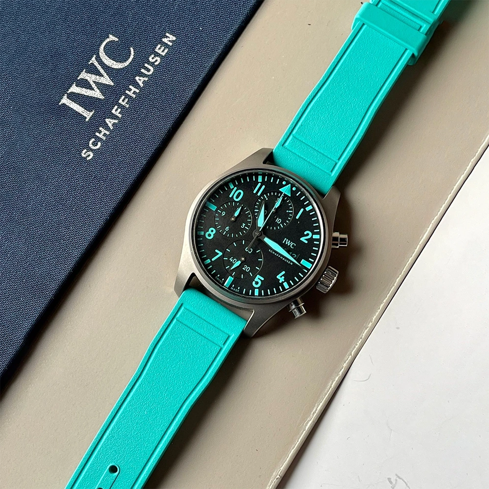 IWC pilot series IW388108 watch