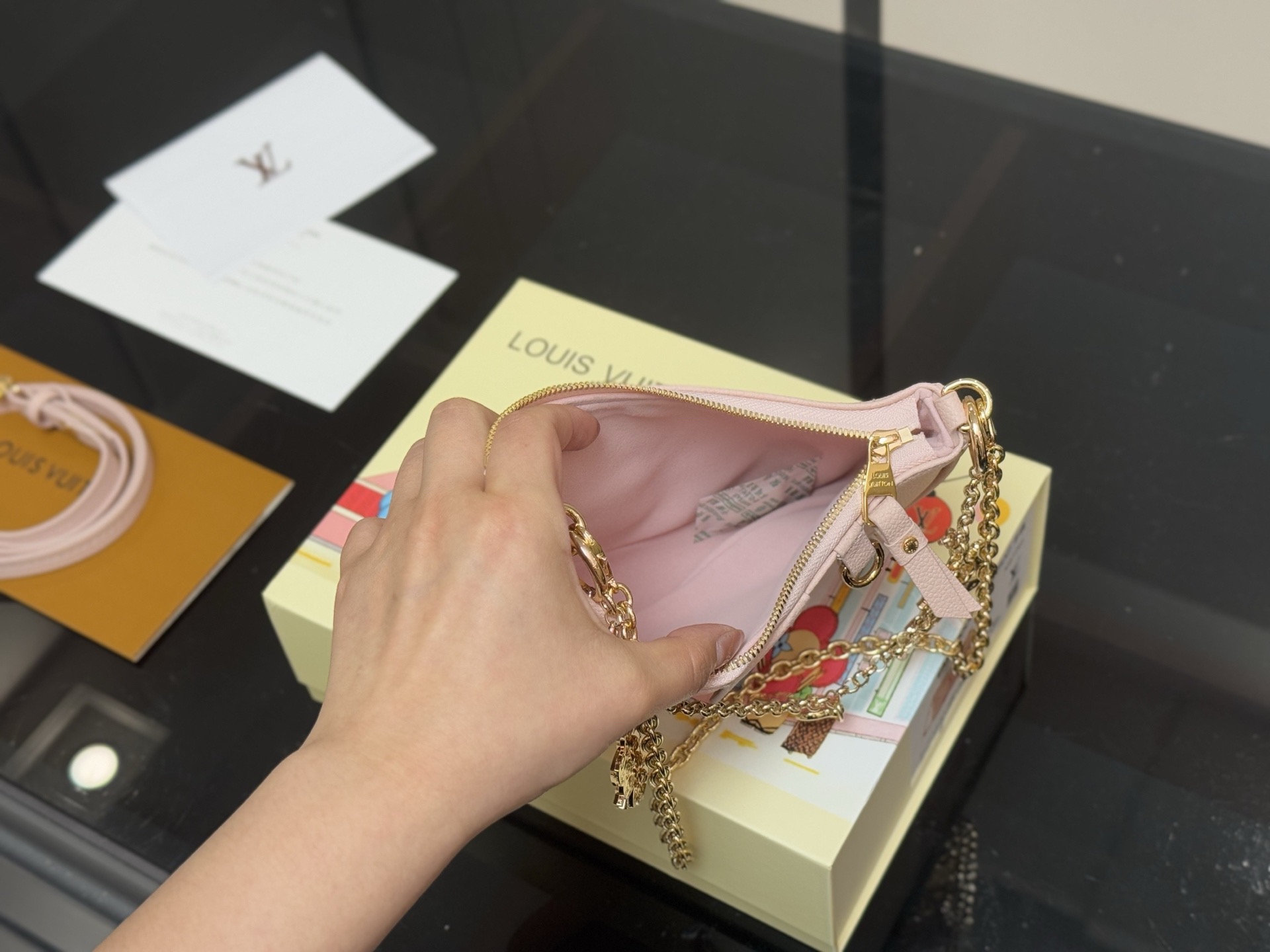 LV Easy Pouch