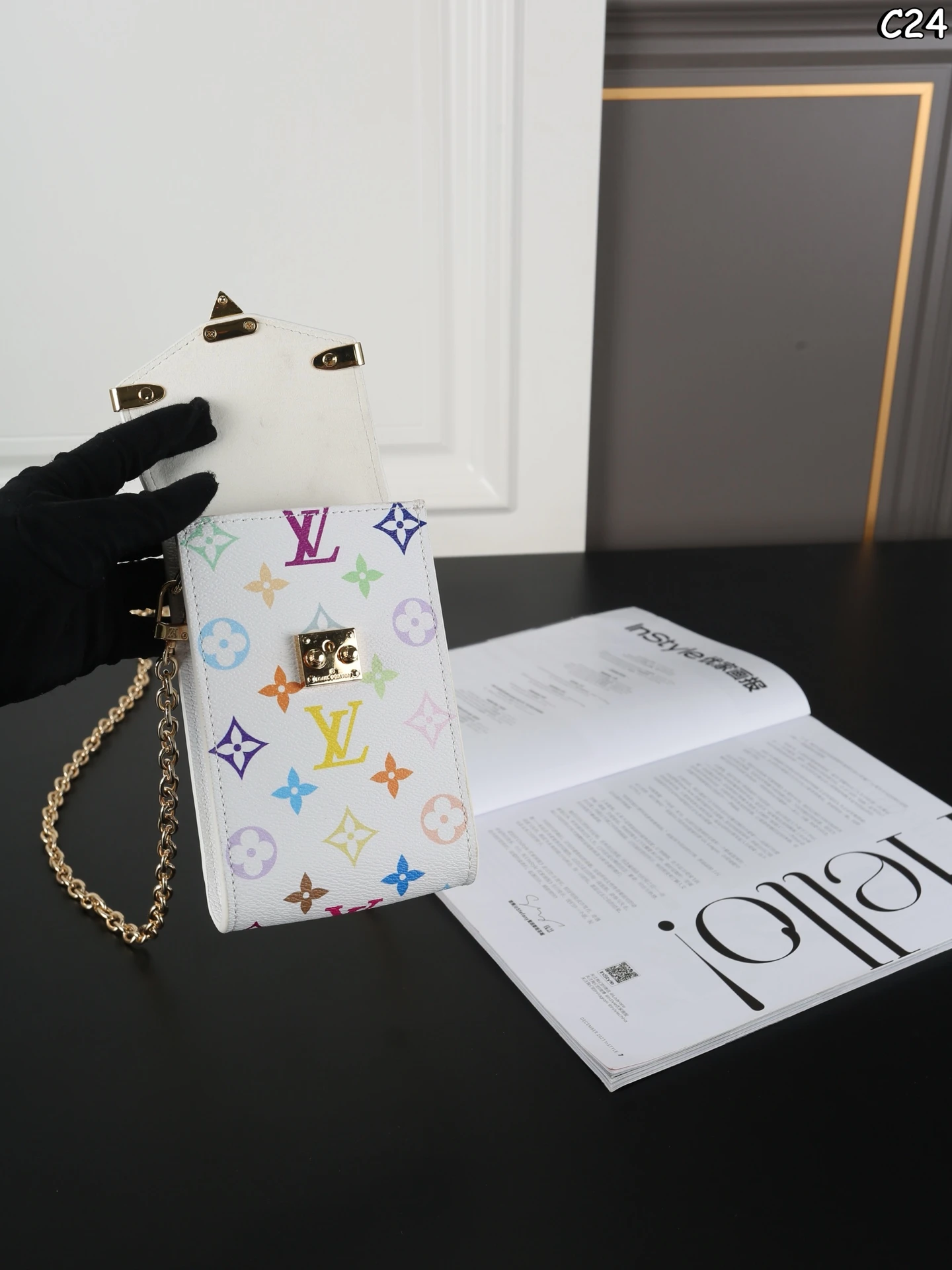 LV Metis Phone Chain Bag