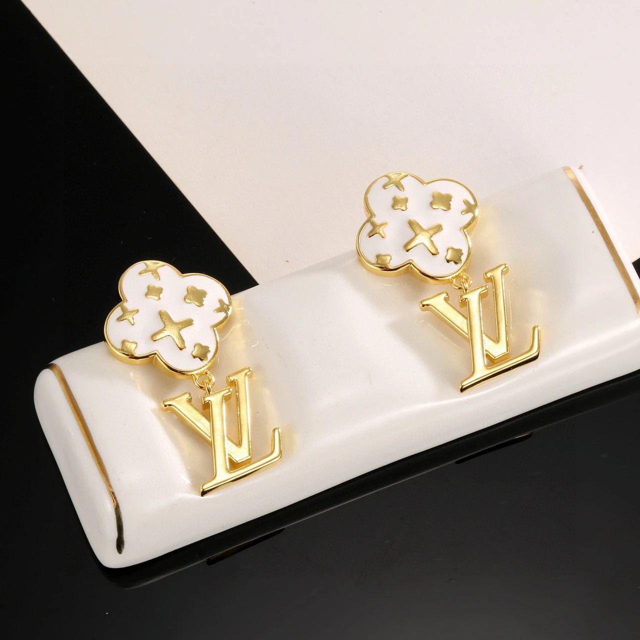 LV Earring