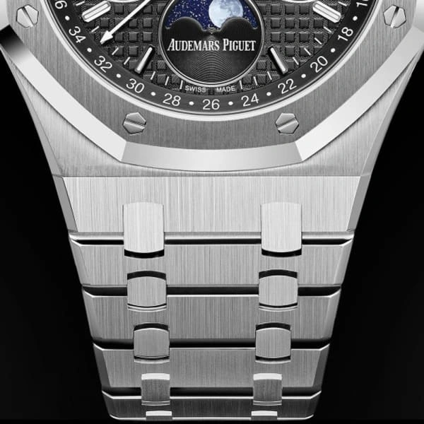 Royal Oak Perpetual Calendar Ref. # 26597PT.OO.1220PT.01