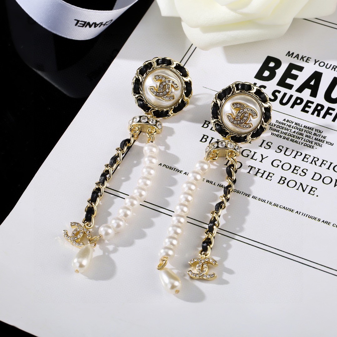 Chanel Earring