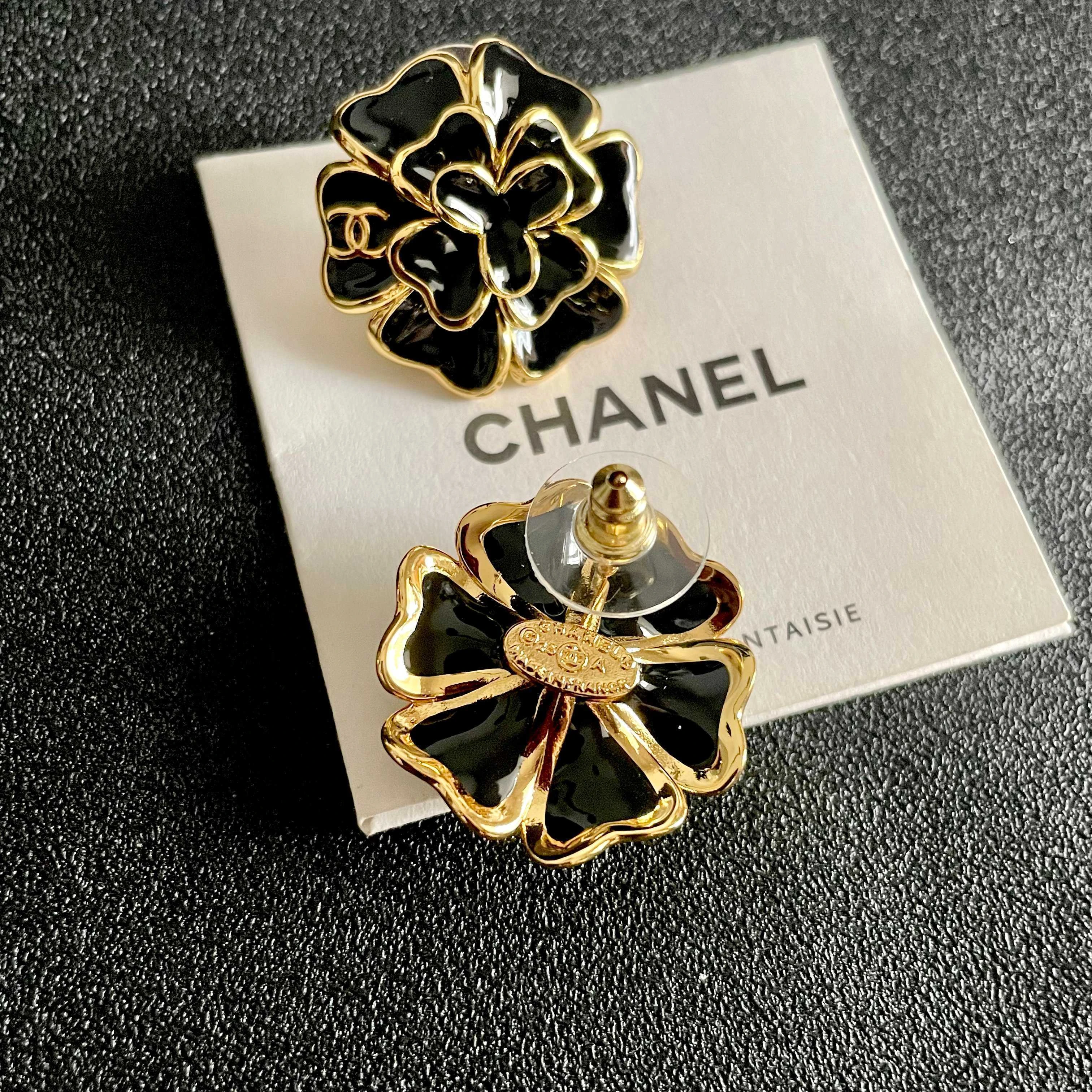 Chanel Earring