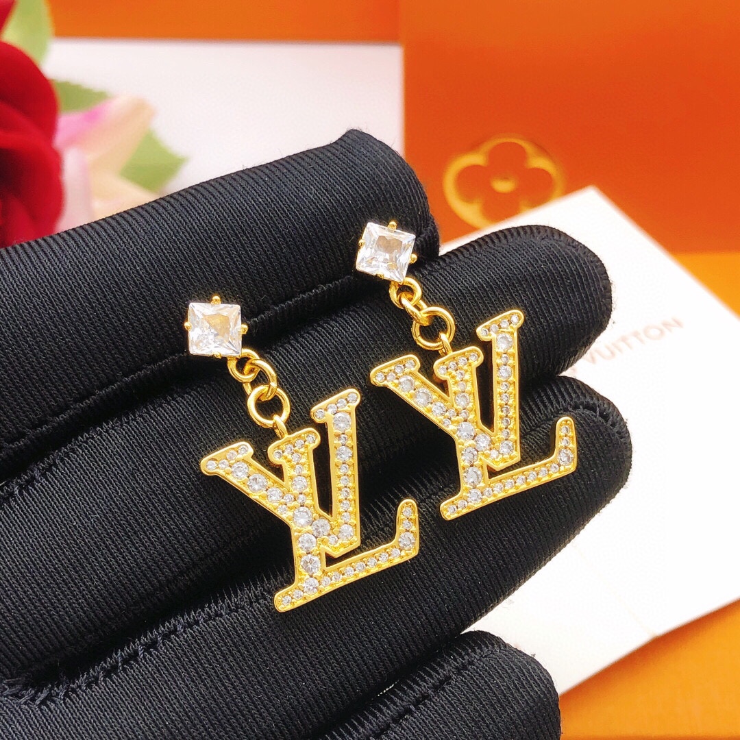 LV earring