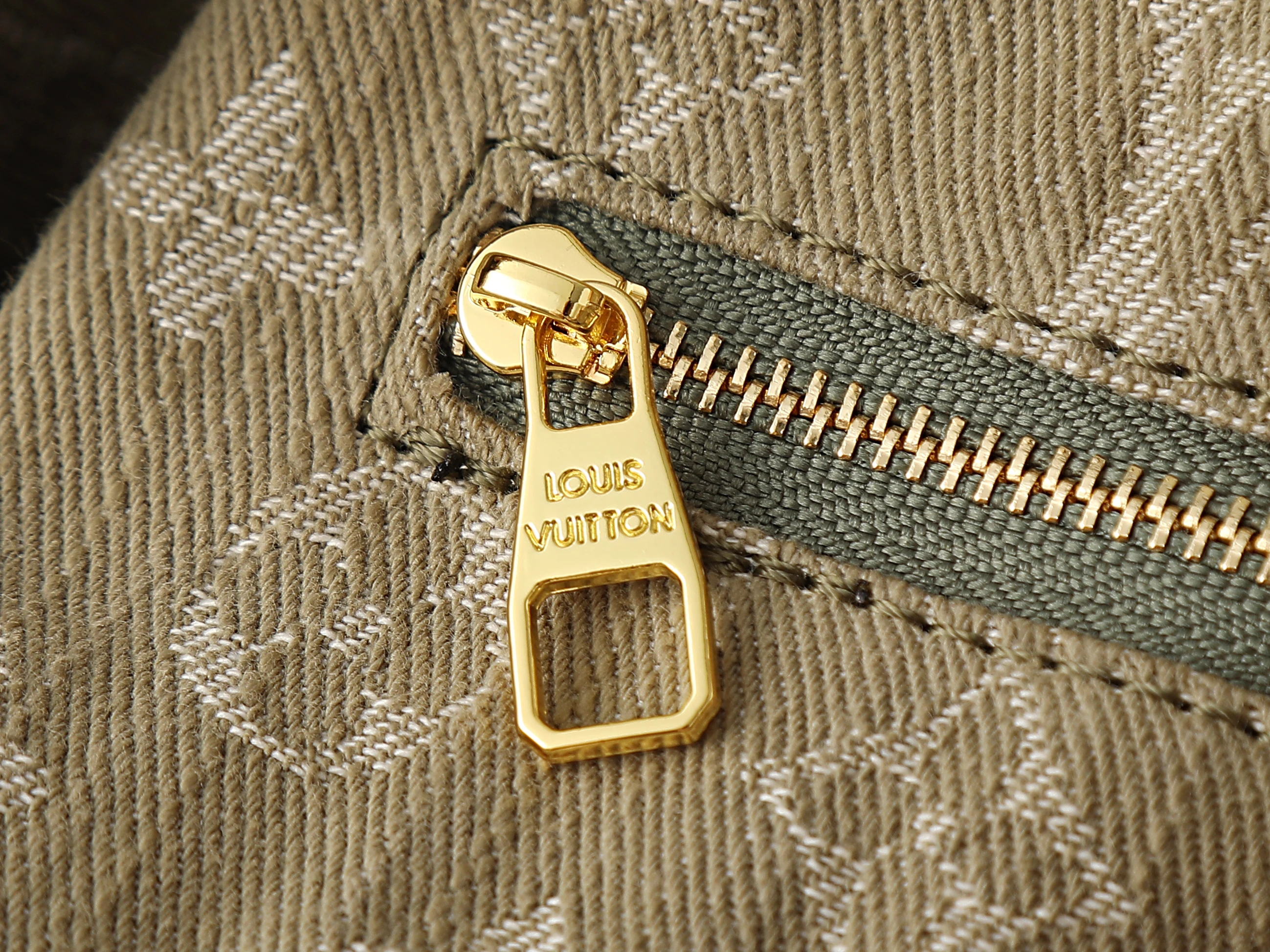 Carryall Cargo