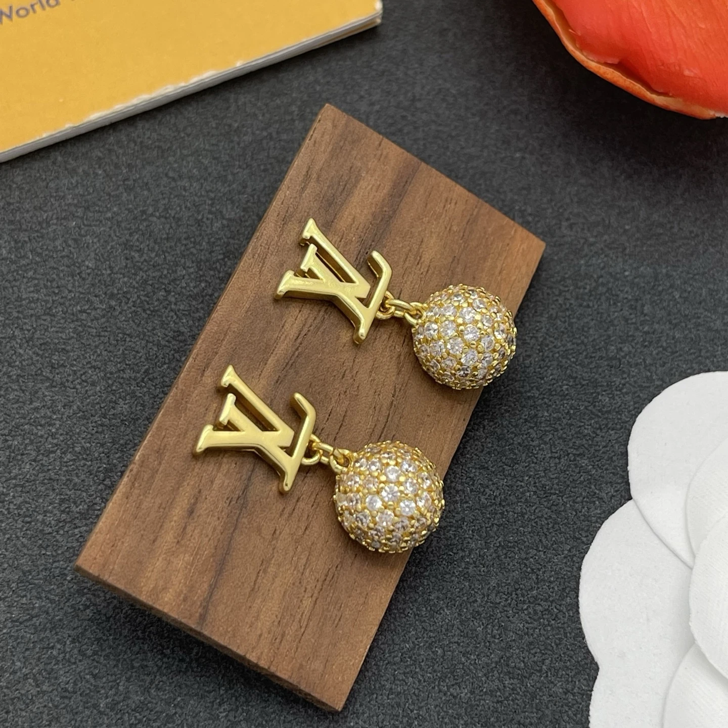 LV Earring