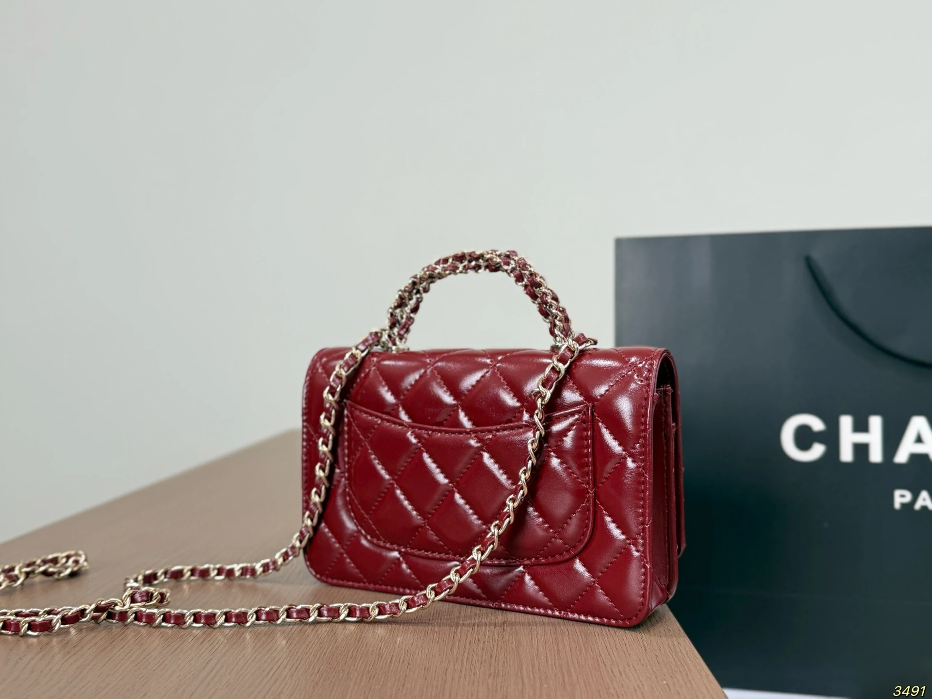 Chanel Woc