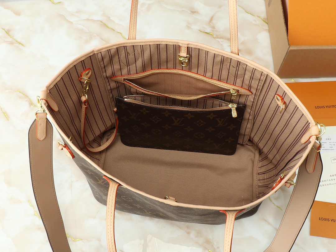 Neverfull Bandoulière Inside Out