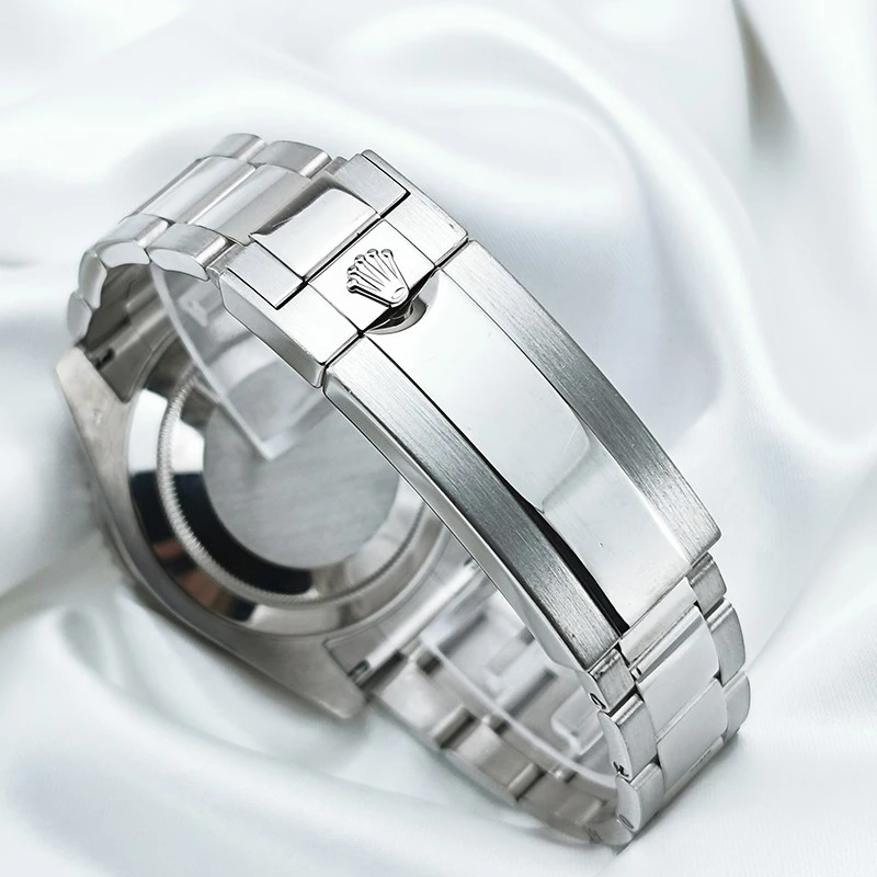 Rolex Perpetual Submariner m126610lv-0002