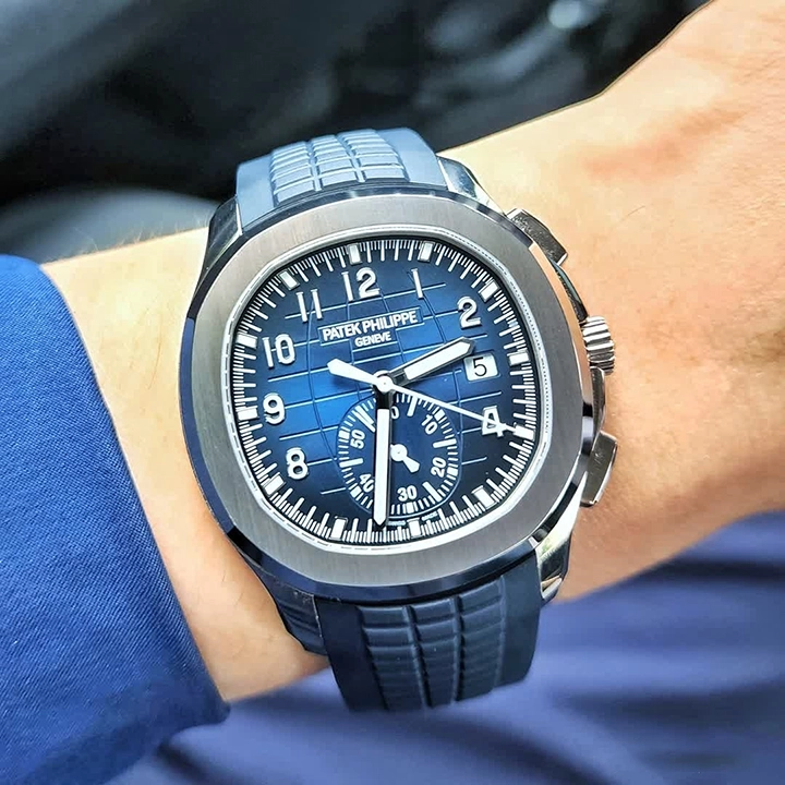 5968G-001-Patek Philippe AQUANAUT