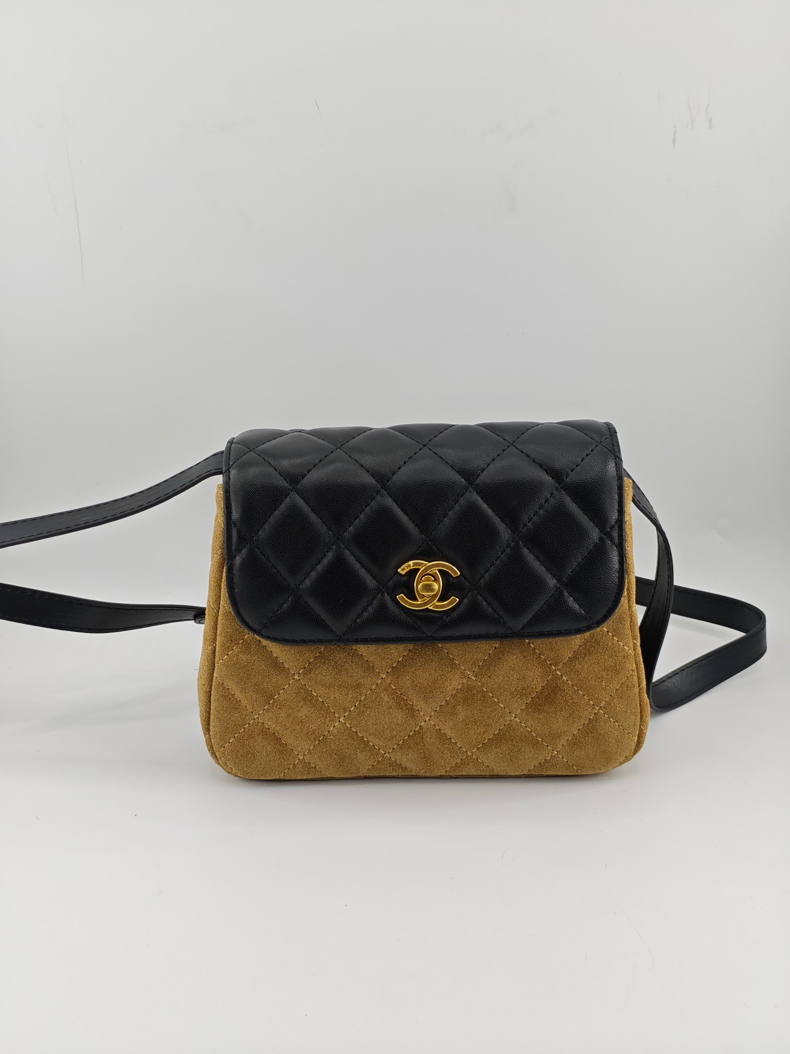 Chanel 25a Crossbody Bag