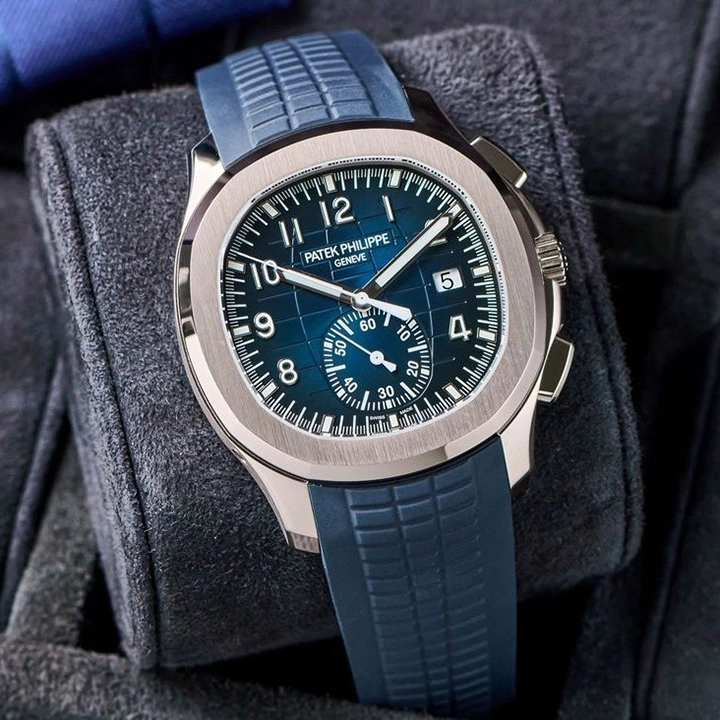 5968G-001-Patek Philippe AQUANAUT