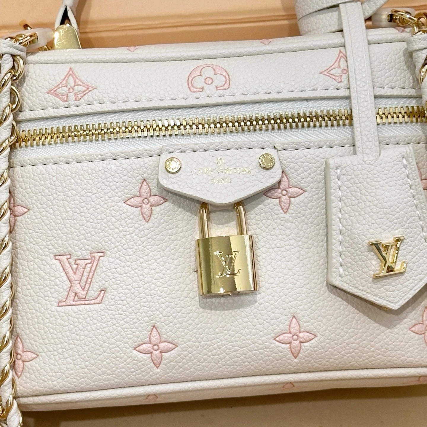 LV Vanity pm