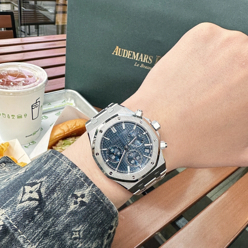 ROYAL OAK SELFWINDING CHRONOGRAPH 50TH ANNIVERSARY -26240ST